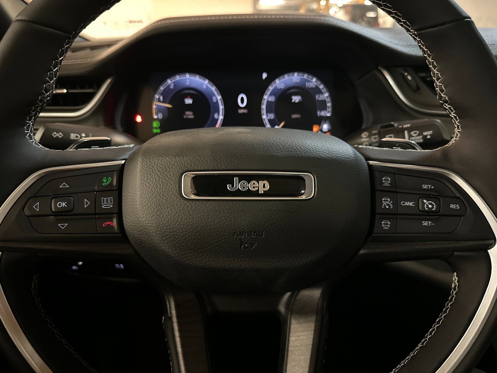 New 2025 Jeep Grand Cherokee L Limited w/ Black Appearance Package image 24