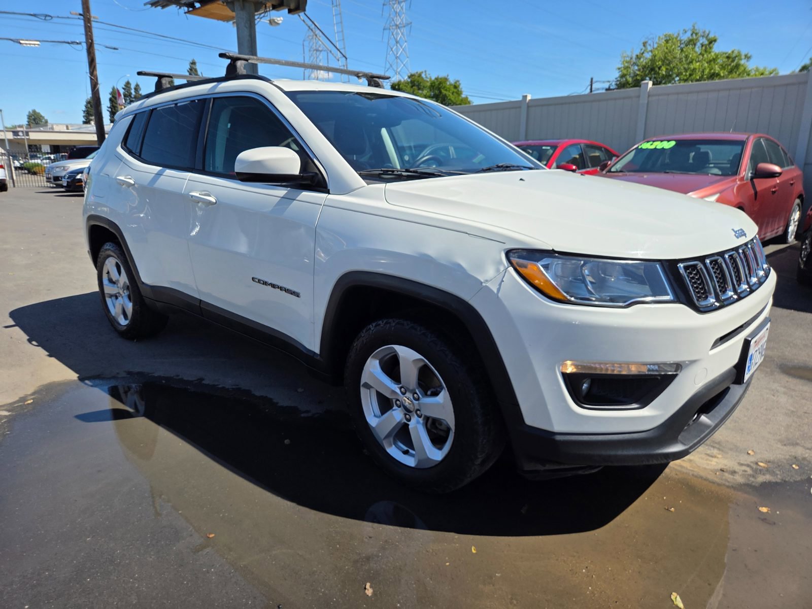 Used 2017 Jeep Compass Latitude w/ Popular Equipment Group image 4
