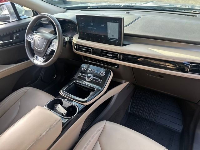 Certified 2023 Lincoln Nautilus AWD w/ Premium Package image 14