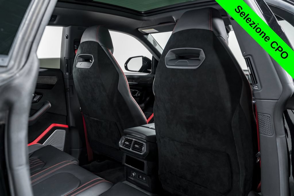 Used 2023 Lamborghini Urus Performante AWD/4WD image 36