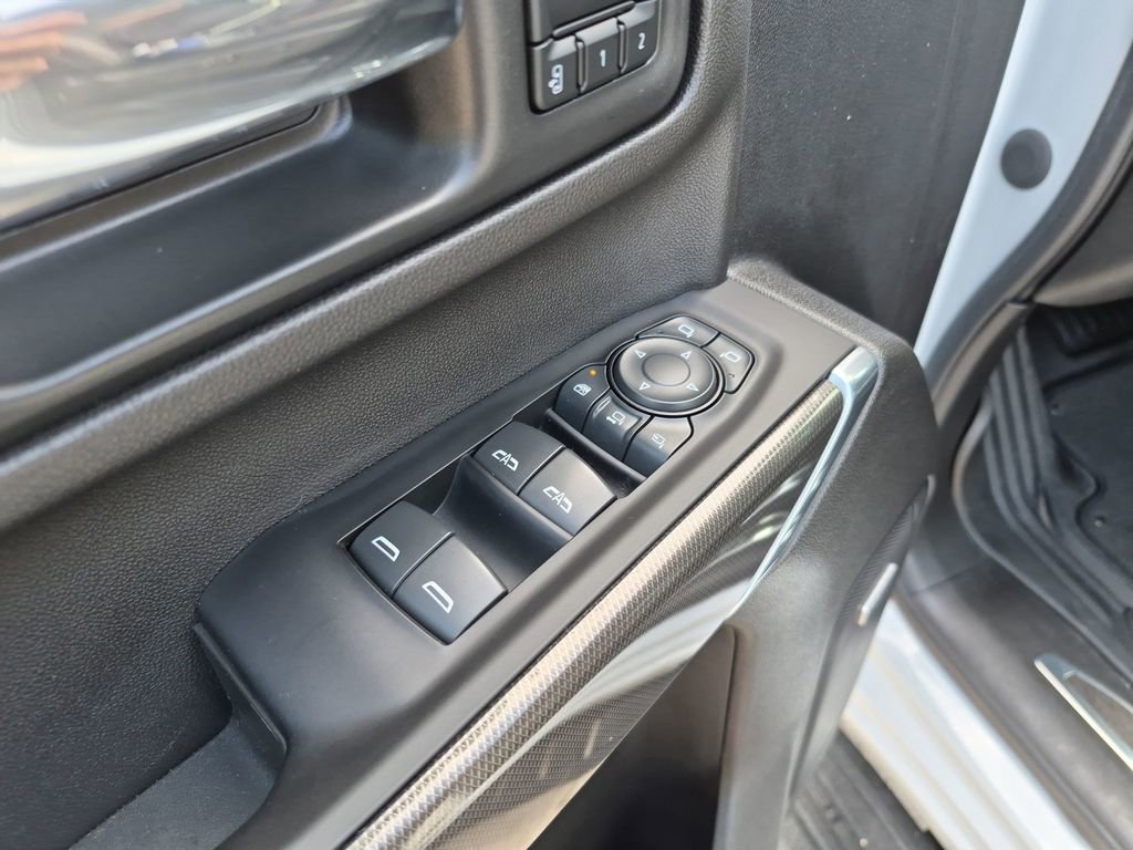 Used 2022 GMC Sierra 2500 AT4 w/ AT4 Premium Plus Package AWD/4WD image 20