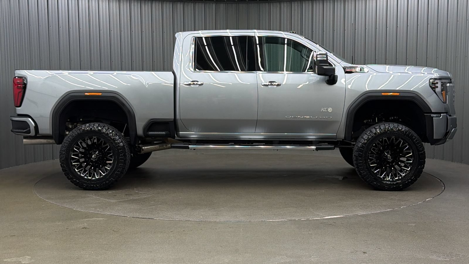 Used 2026 GMC Sierra 3500 Denali w/ Denali Reserve Package AWD/4WD image 6