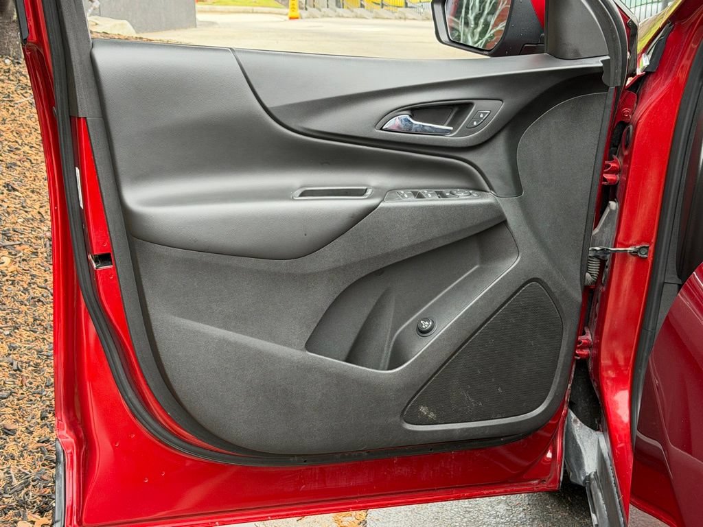 Used 2022 Chevrolet Equinox LT FWD image 29