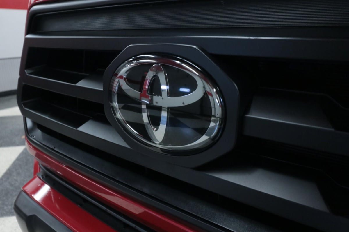 Used 2023 Toyota Tacoma SR AWD/4WD image 36