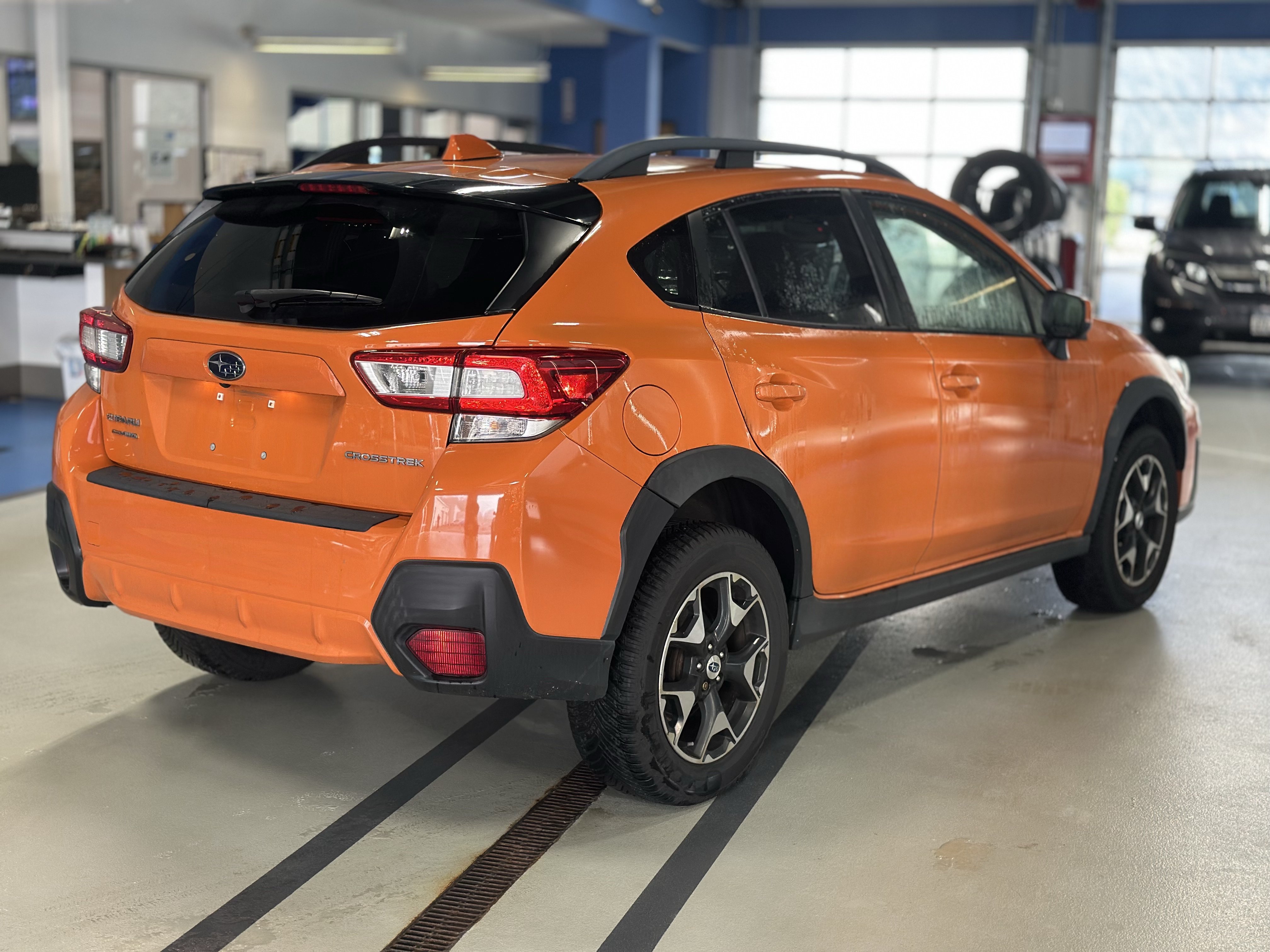 Used 2018 Subaru Crosstrek 2.0i Premium AWD/4WD image 5