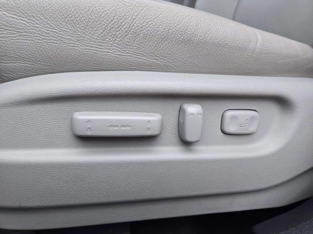 Used 2018 Honda Pilot Touring image 8