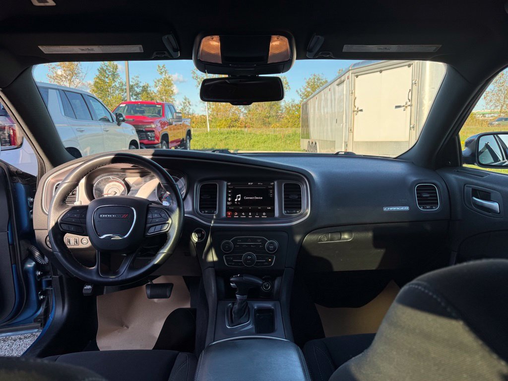 Used 2022 Dodge Charger SXT w/ Cold Weather Package AWD/4WD image 20