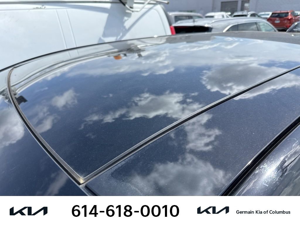 Used 2018 Ford Edge Titanium w/ Equipment Group 301A image 8