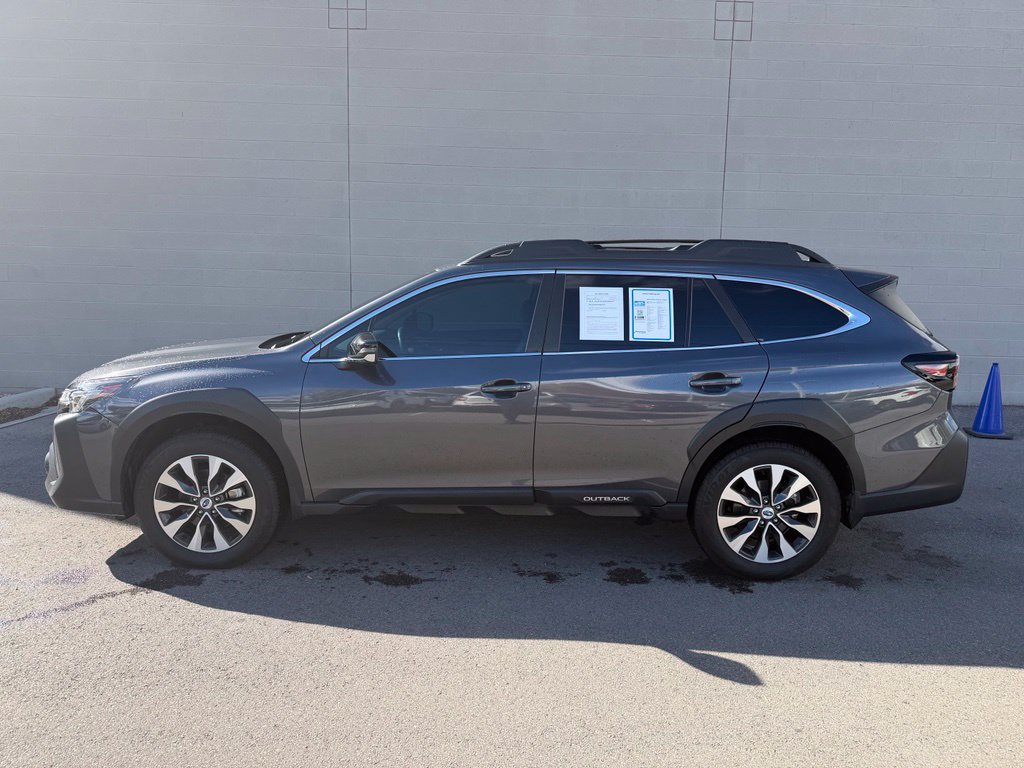 Used 2025 Subaru Outback Limited w/ Popular Package #2 AWD/4WD image 2