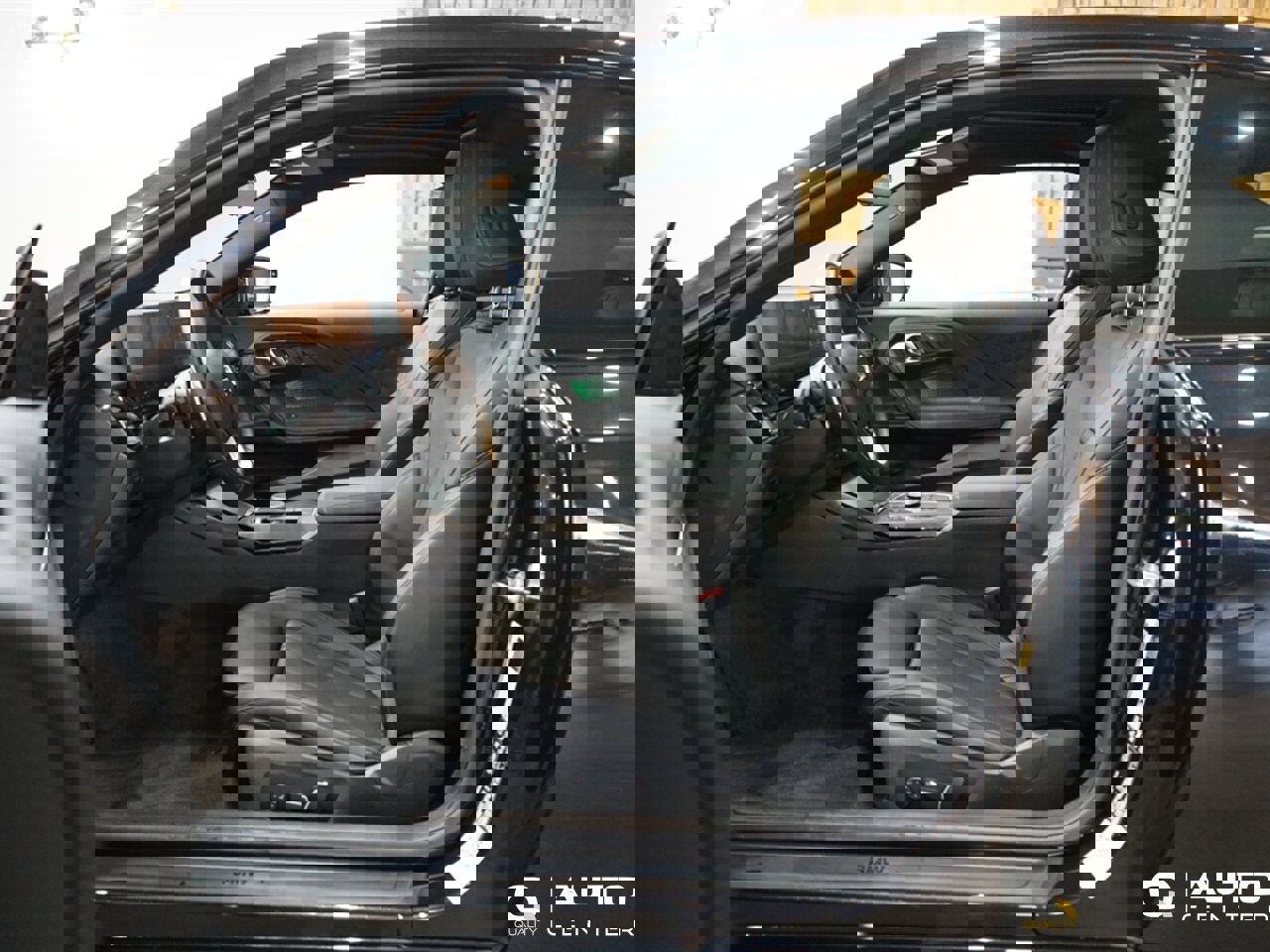 Used 2024 BMW 230i xDrive Coupe image 16