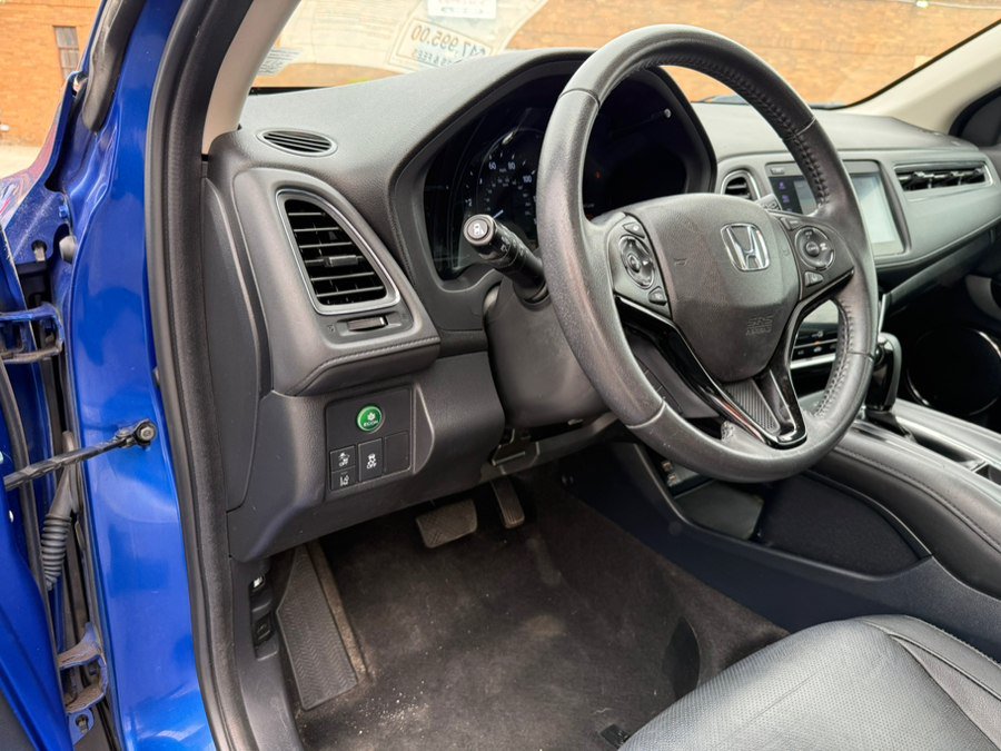 Used 2019 Honda HR-V Touring image 12