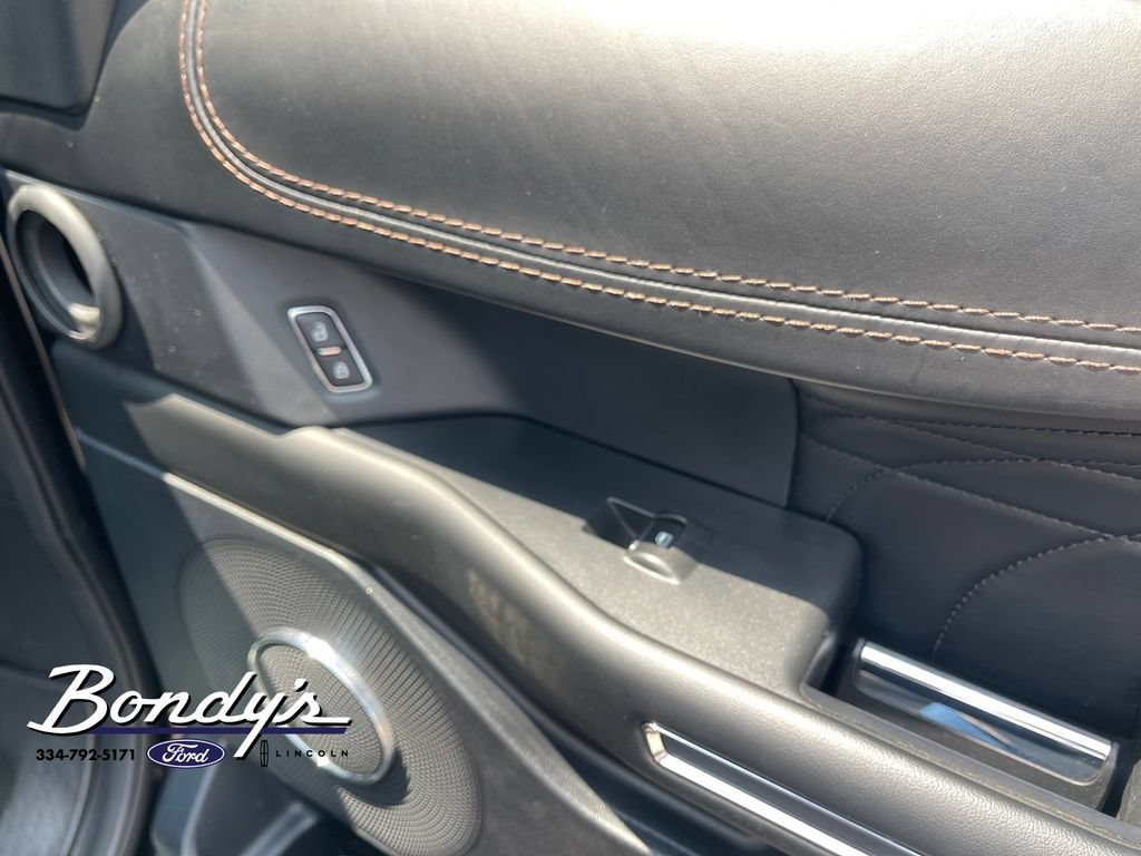 Used 2021 Ford Expedition Platinum AWD/4WD image 19
