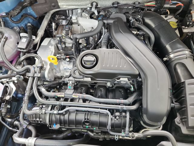 New 2026 Volkswagen Taos SE AWD/4WD image 29