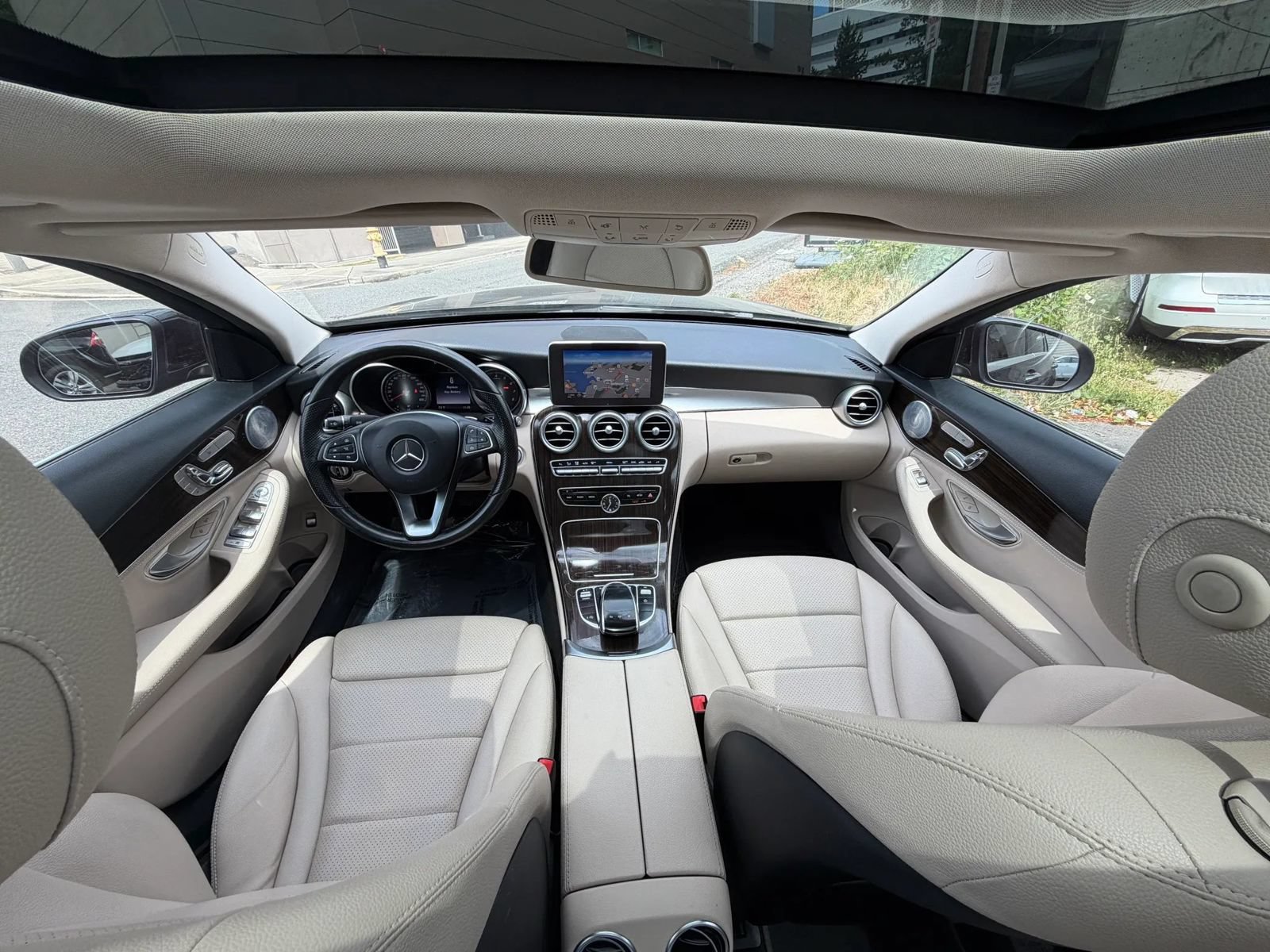 Used 2016 Mercedes-Benz C 300 4MATIC Sedan image 36