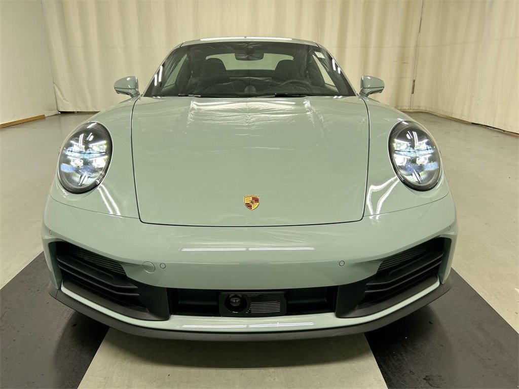 Certified 2025 Porsche 911 Carrera image 4