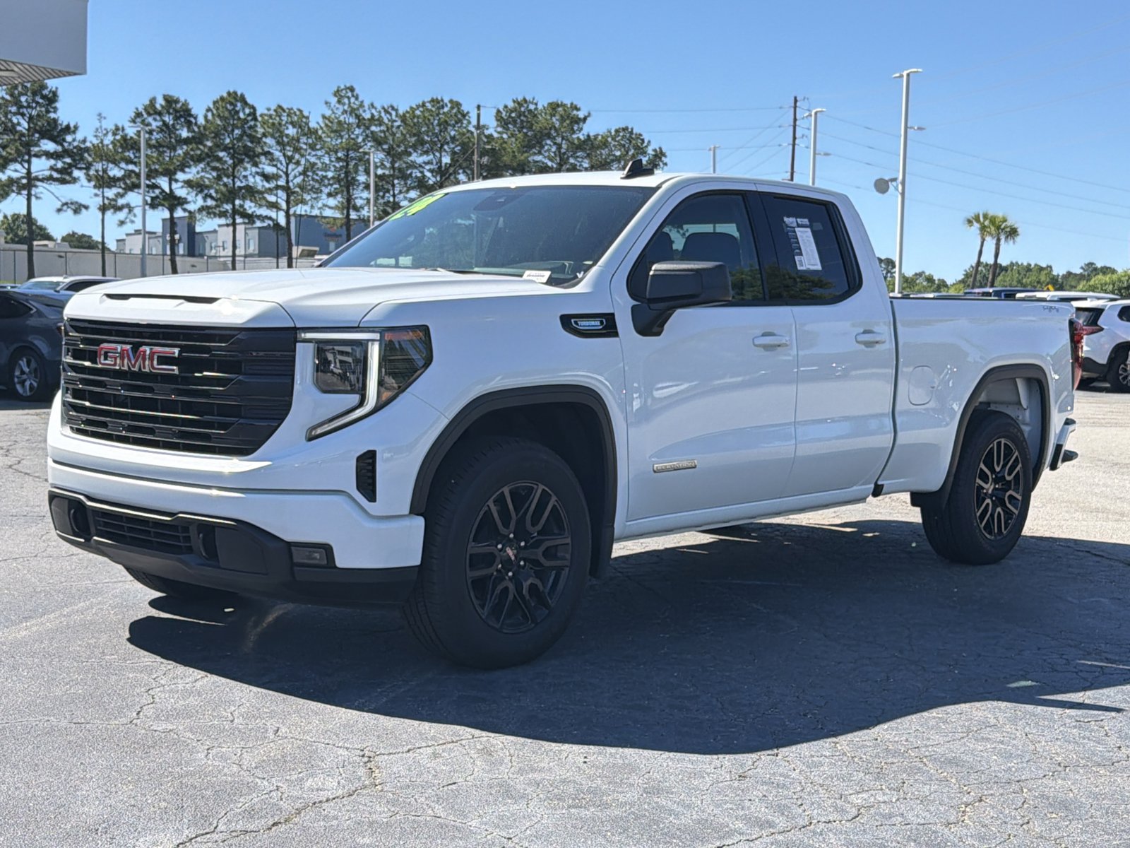 Used 2024 GMC Sierra 1500 Elevation AWD/4WD image 7