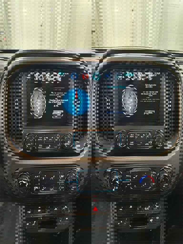 Used 2018 GMC Canyon All Terrain w/ Trailering Package image 21