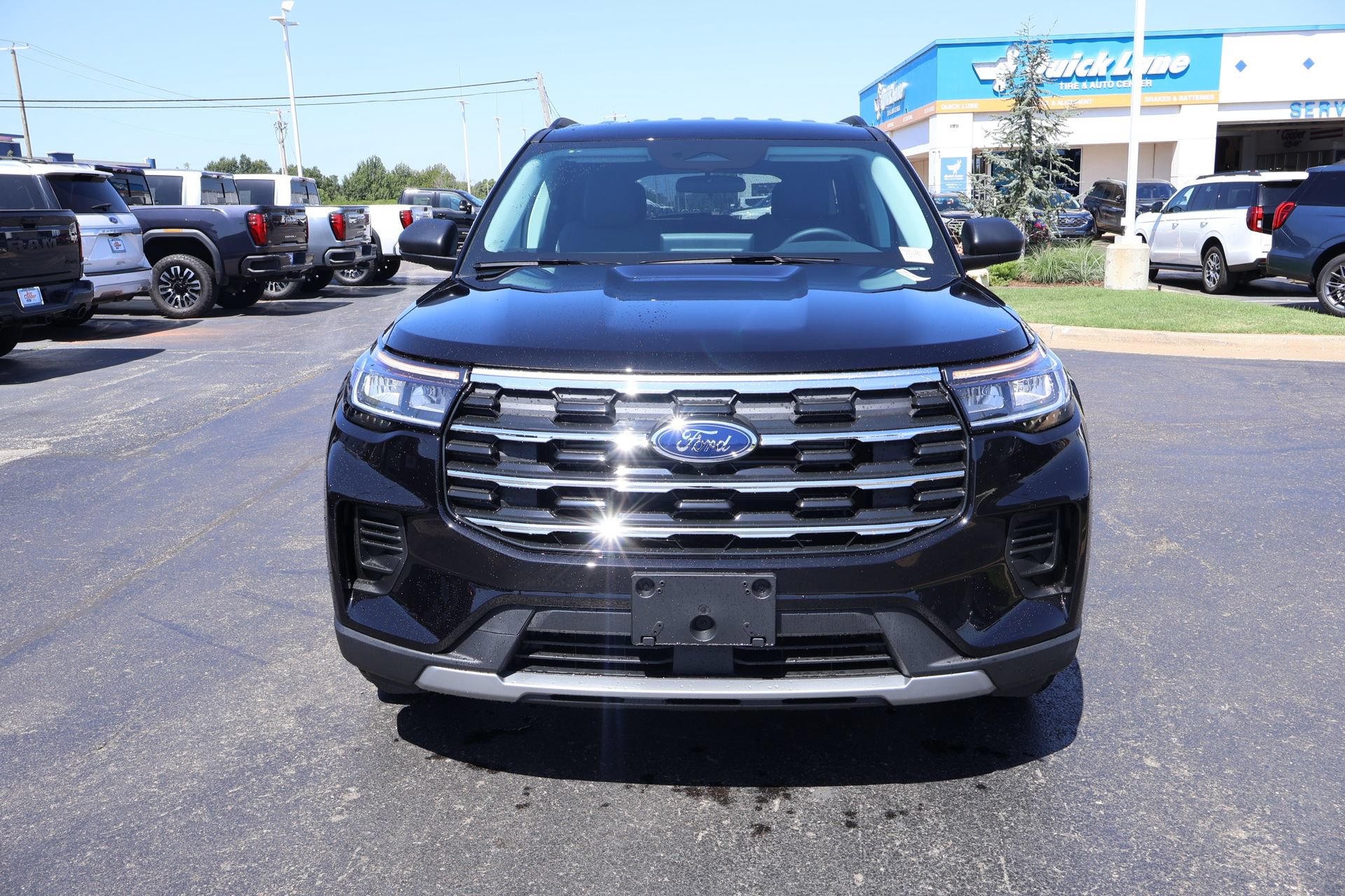 New 2026 Ford Explorer Active RWD image 10