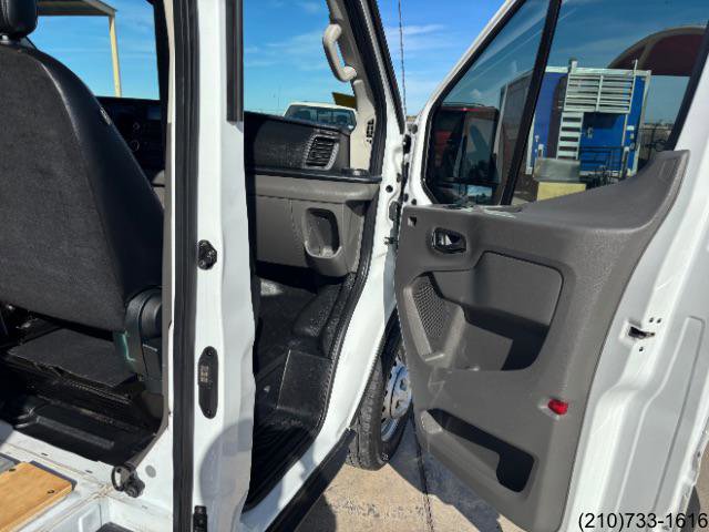 Used 2023 Ford Transit 250 Medium Roof AWD image 26