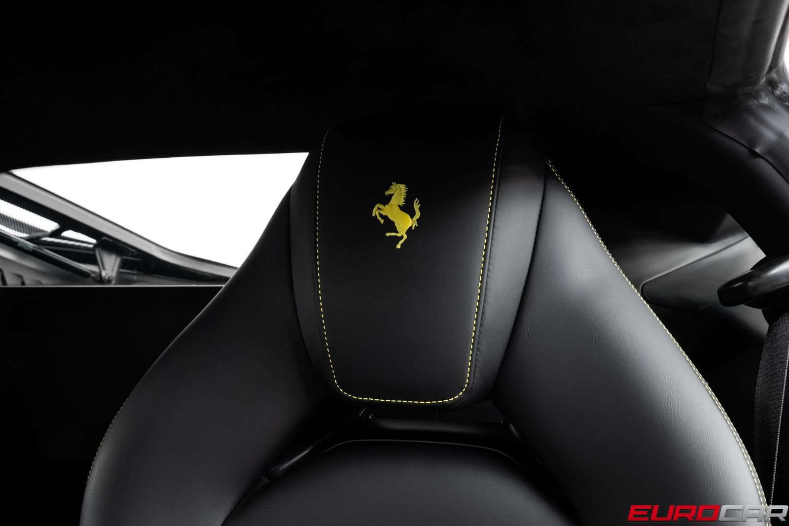 Used 2018 Ferrari 488 GTB RWD image 42
