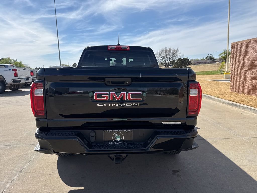 Used 2024 GMC Canyon Elevation w/ Convenience Package image 4