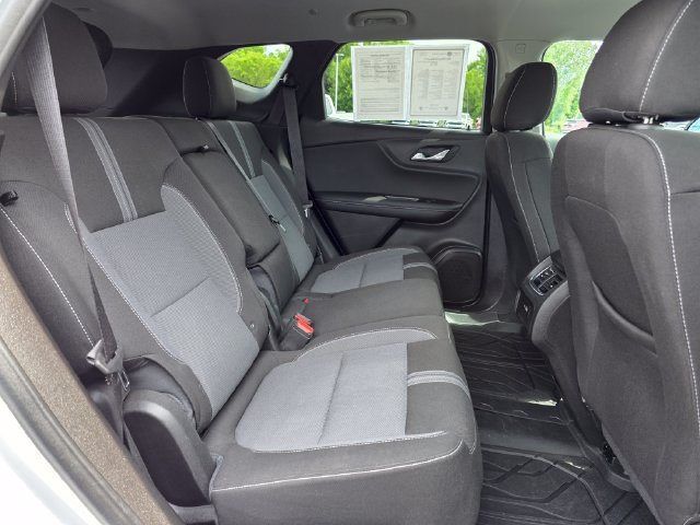 Used 2023 Chevrolet Blazer LT w/ Convenience Package AWD/4WD image 17