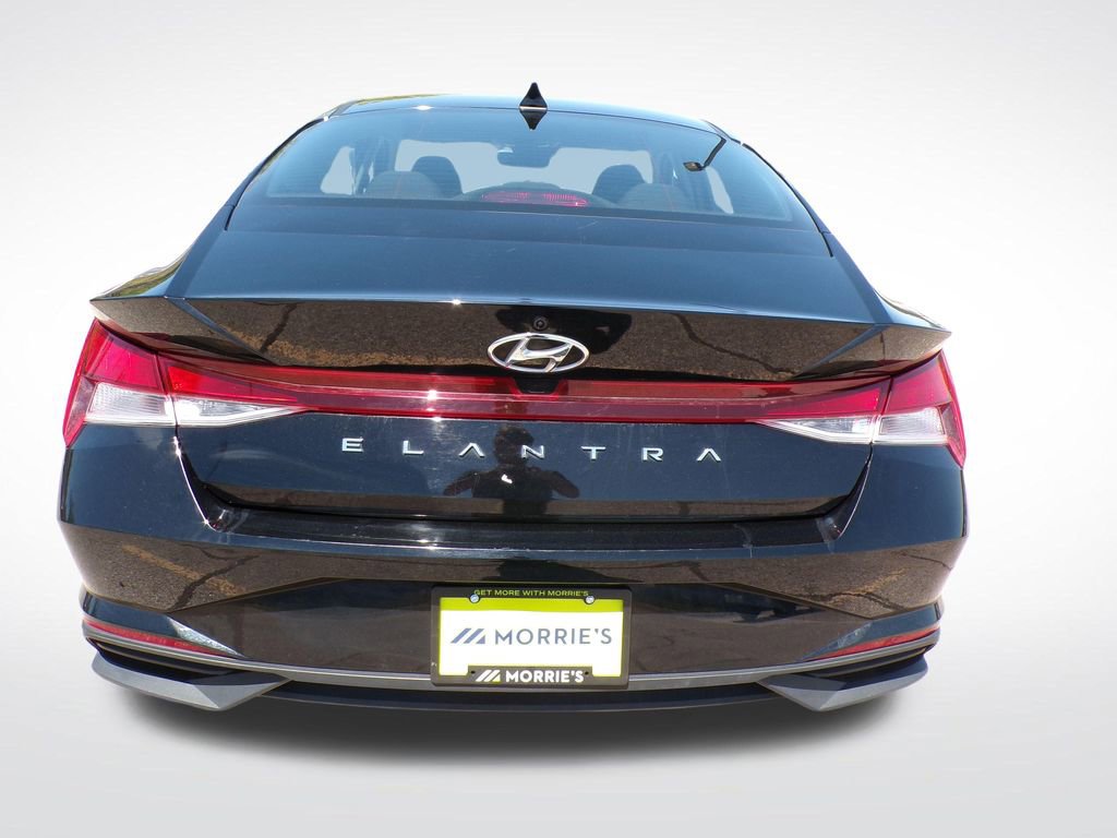 Certified 2023 Hyundai Elantra SEL w/ Convenience Package FWD image 5