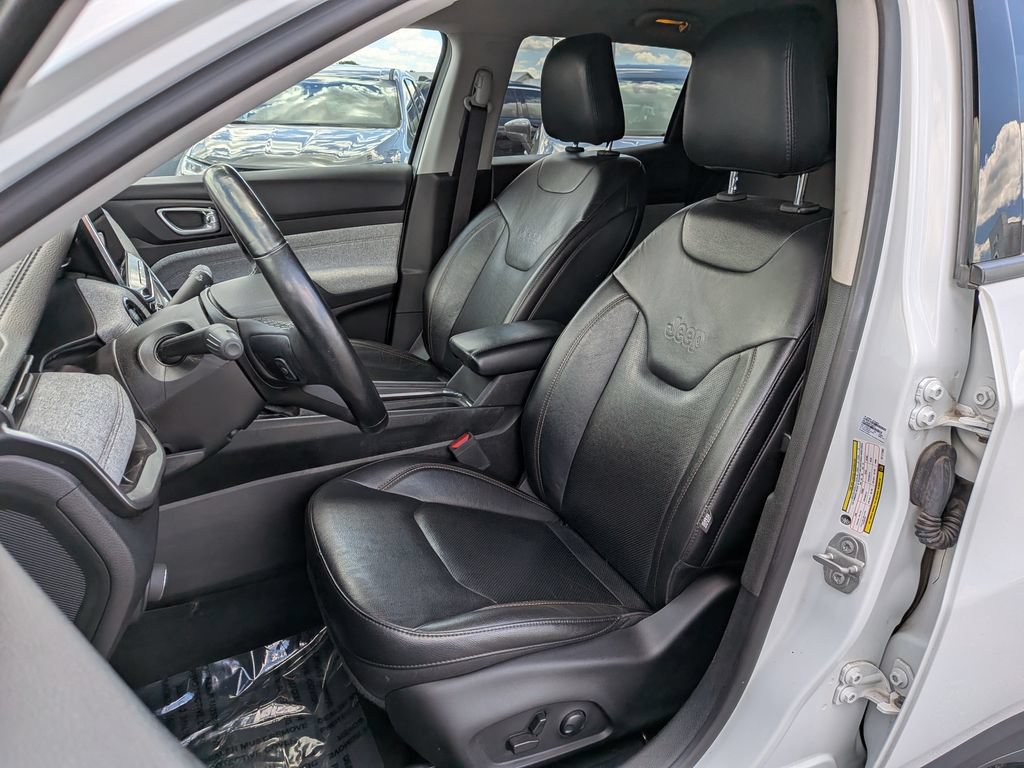 Used 2022 Jeep Compass Latitude AWD/4WD image 14