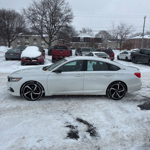 Used 2022 Honda Accord Sport image 8