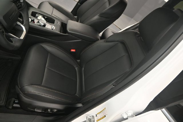 Used 2026 Jeep Cherokee Limited AWD/4WD image 10