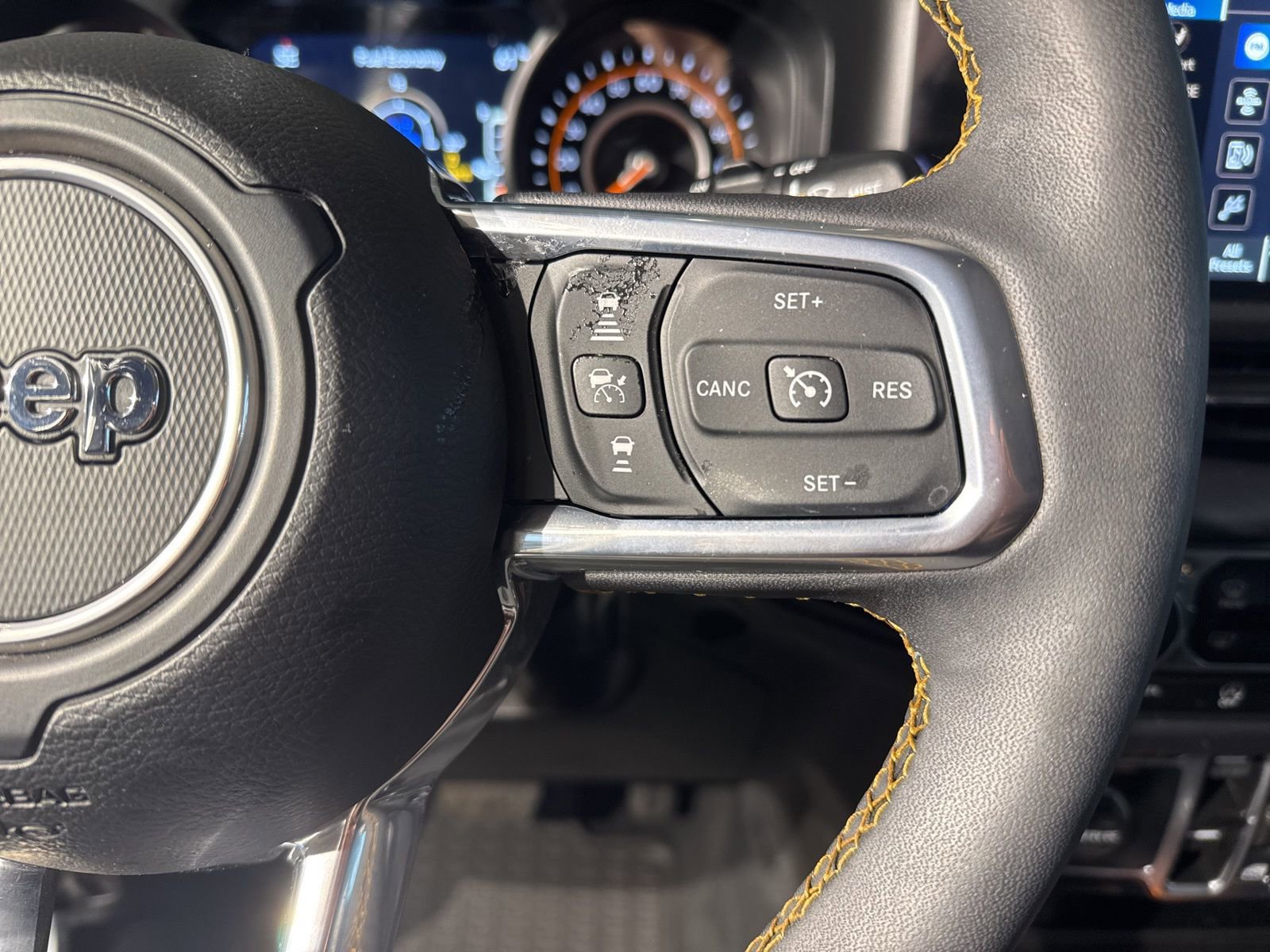 Used 2024 Jeep Wrangler Sahara w/ Technology Group image 24