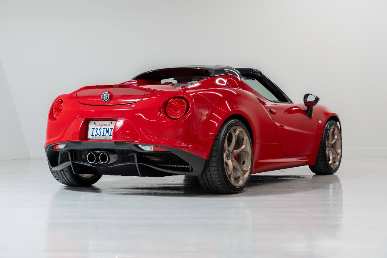 Used 2018 Alfa Romeo 4C Spider image 5