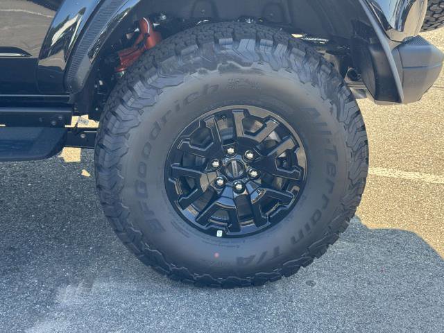 New 2025 Ford Bronco Raptor image 7