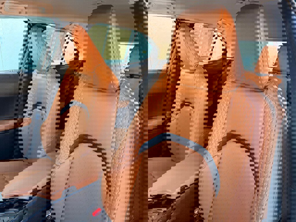 Certified 2022 Lexus UX 200 image 19