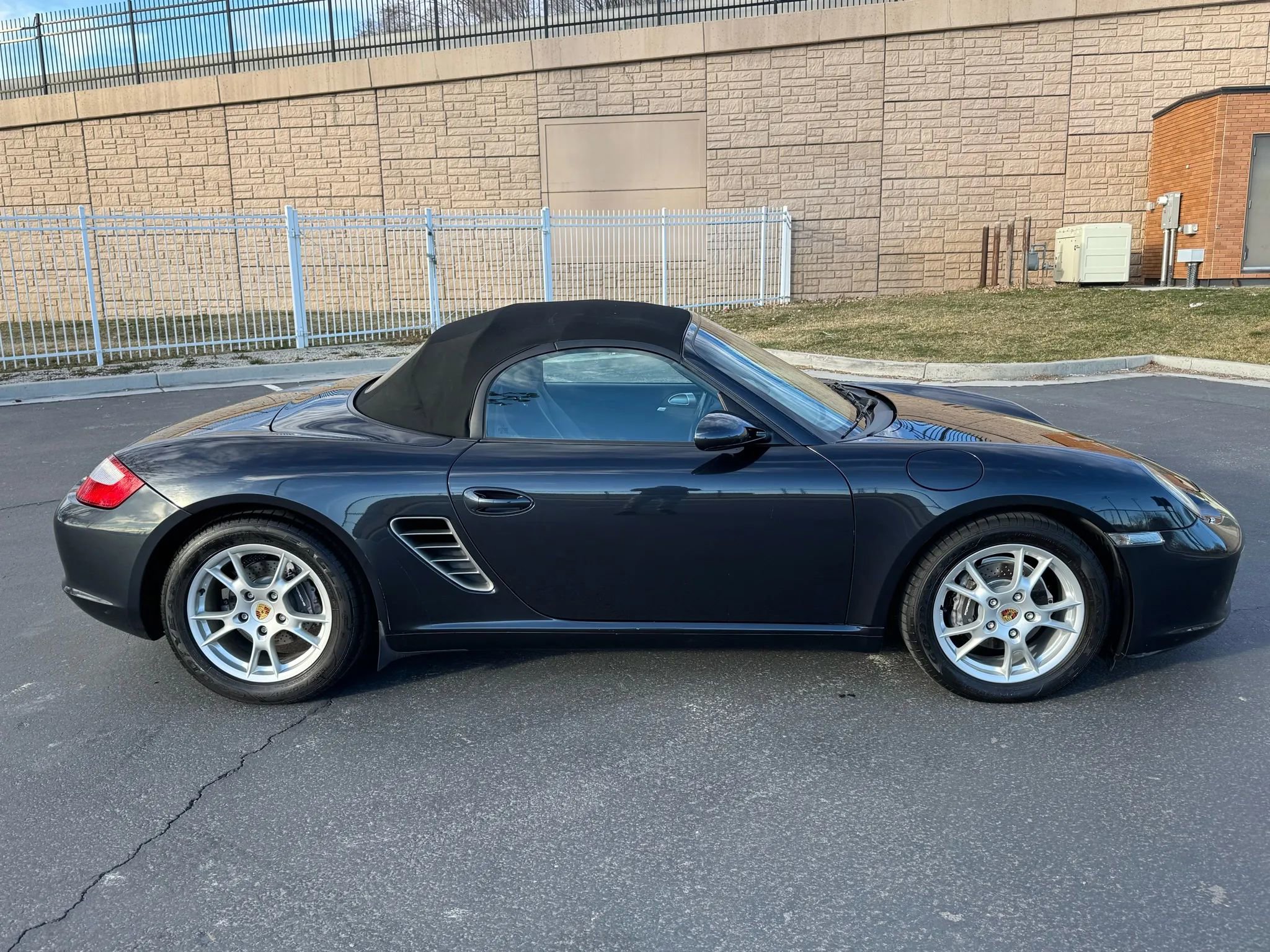 Used 2005 Porsche Boxster image 3