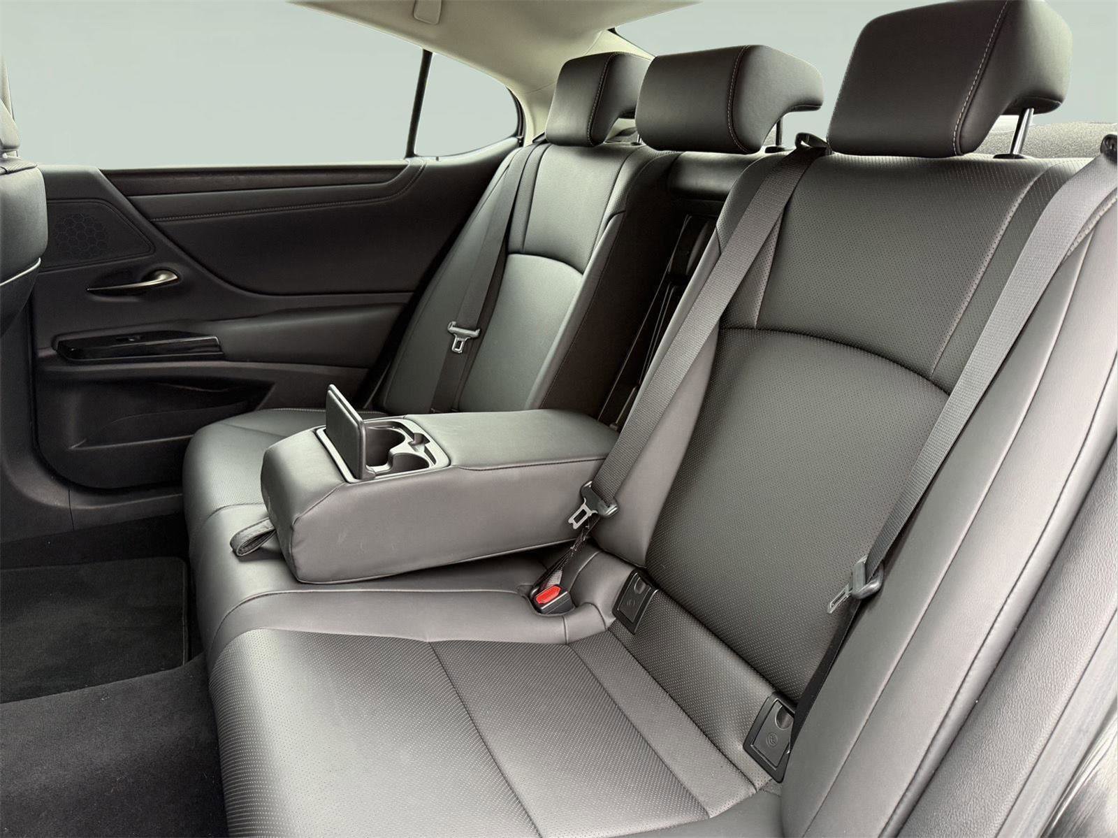 Used 2023 Lexus ES 350 w/ Premium Package image 23