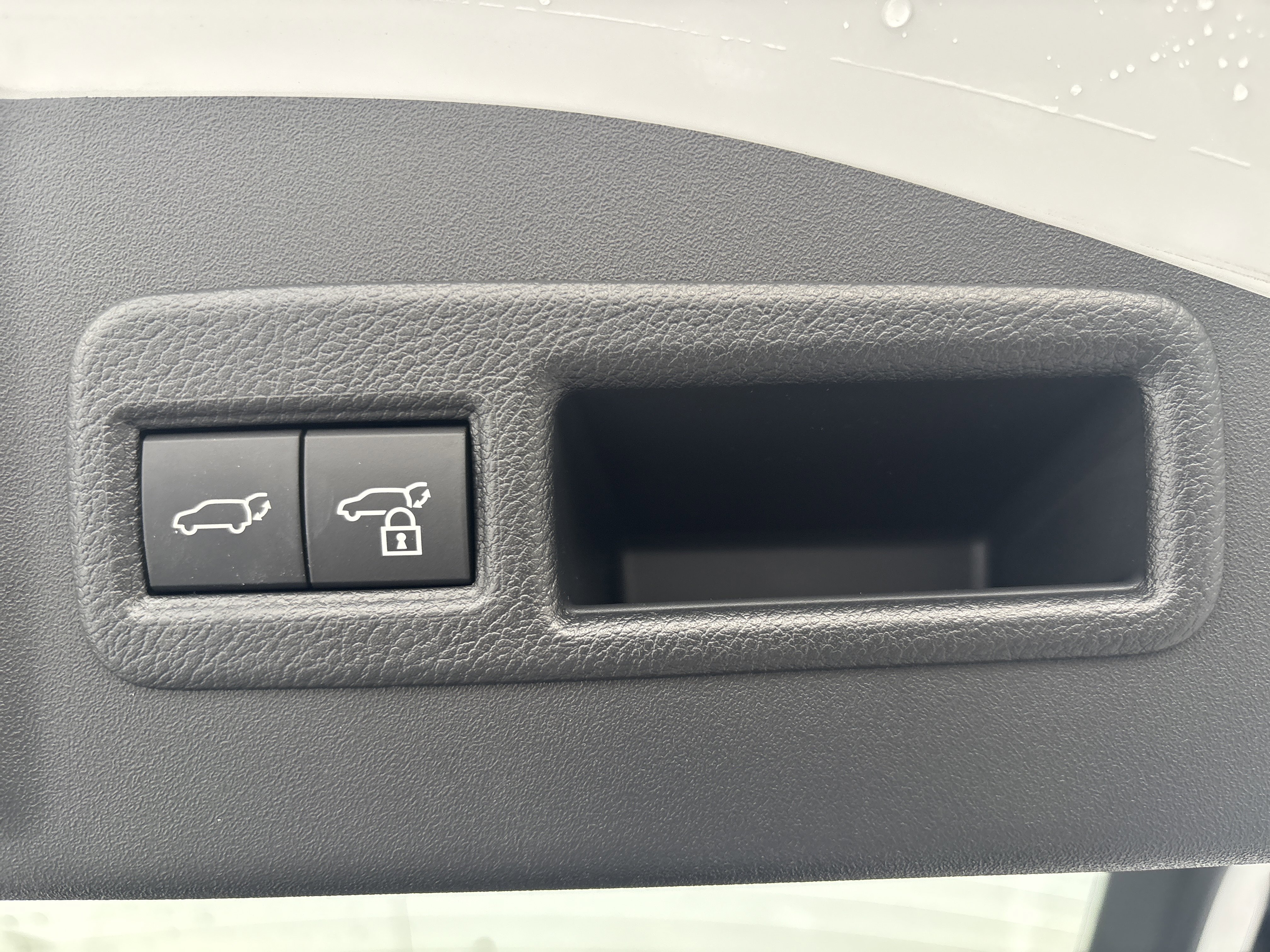 Used 2025 Subaru Solterra Touring image 13