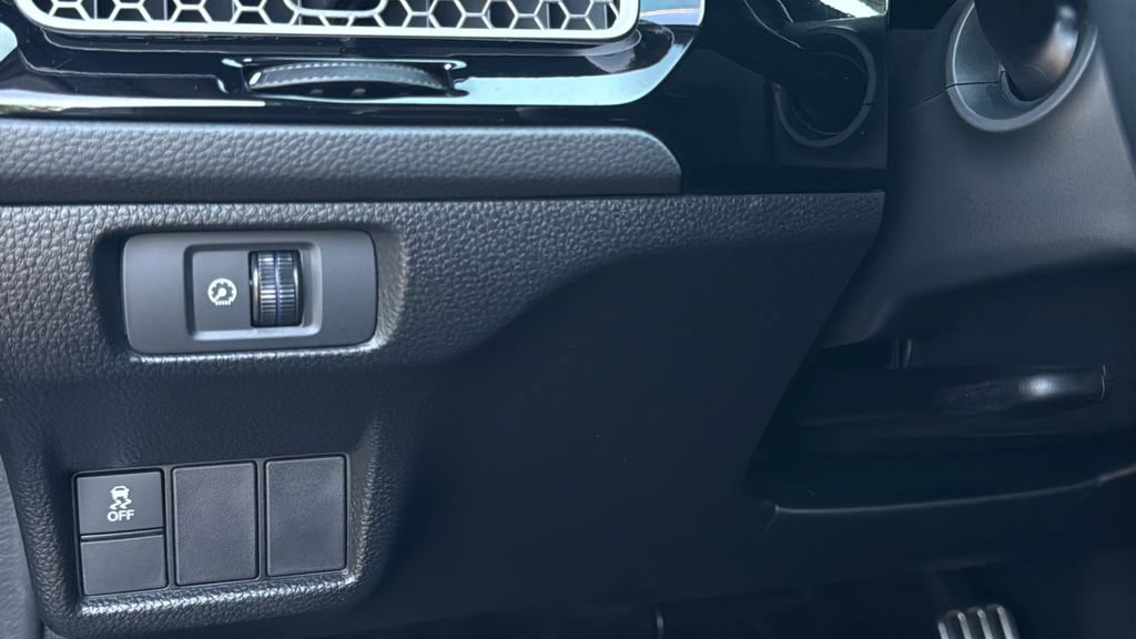 Used 2025 Honda Civic Sport Touring image 30