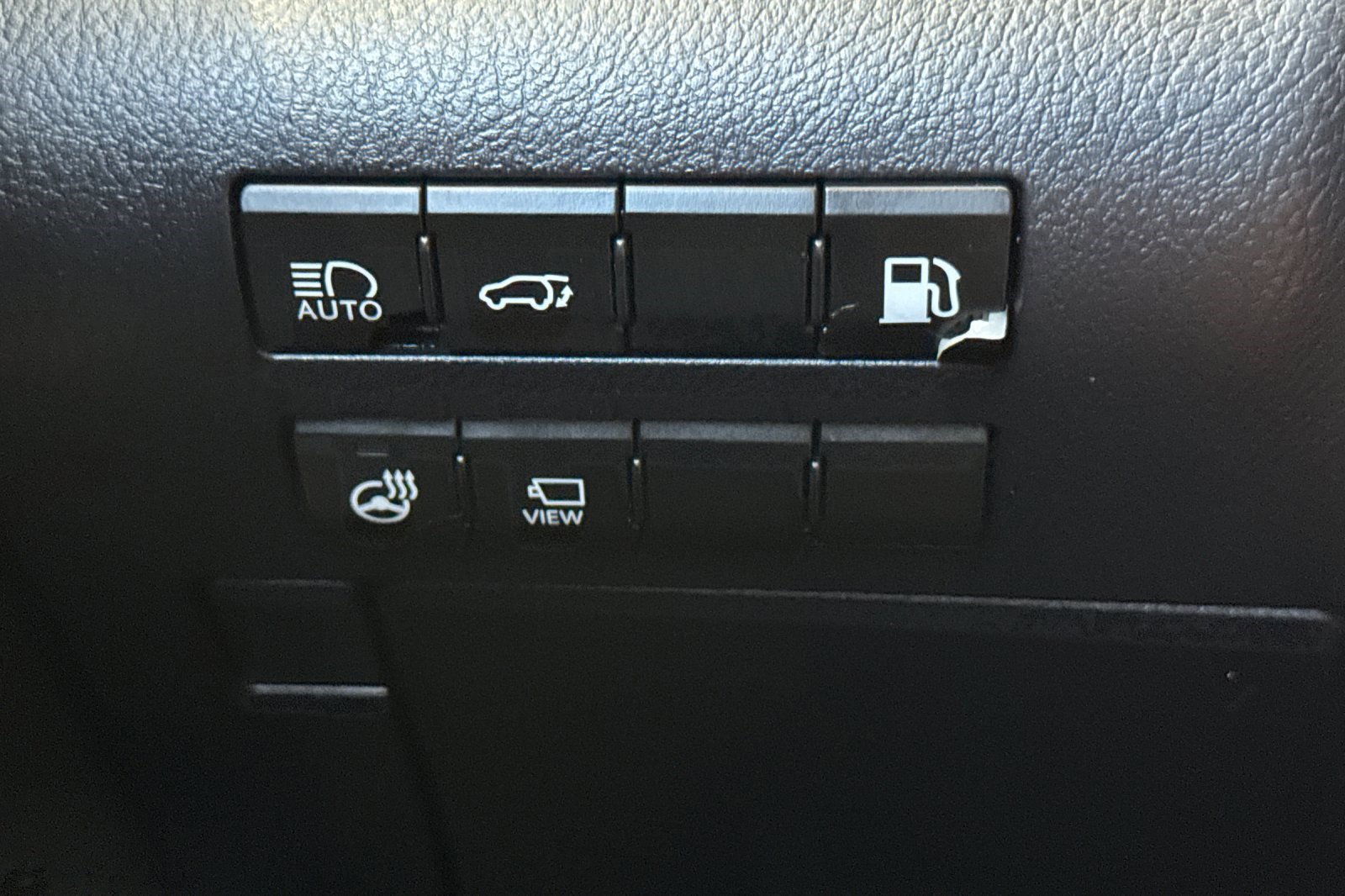 Certified 2022 Lexus RX 450hL AWD w/ Premium Package image 39