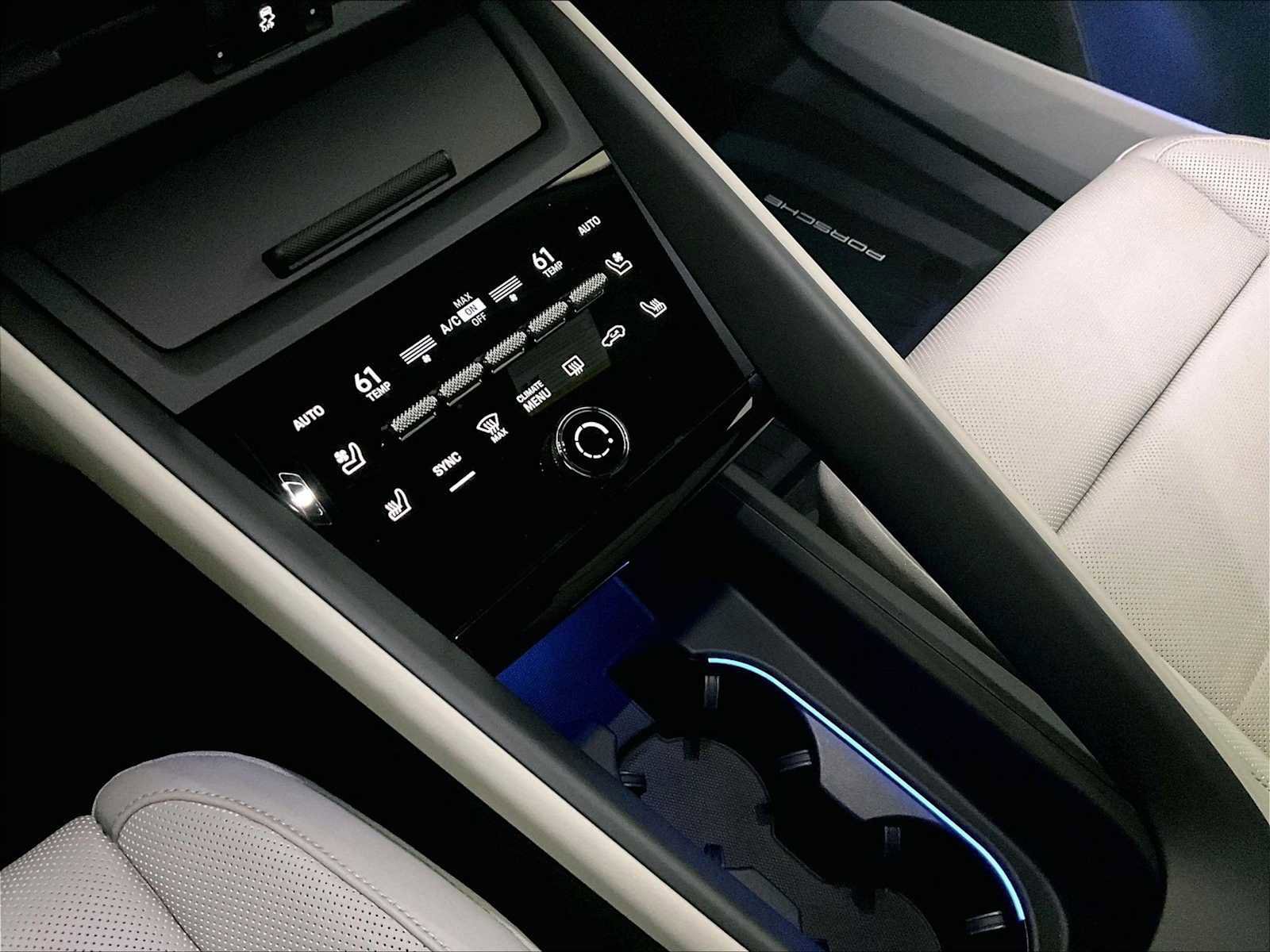 Used 2025 Porsche Macan 4 Electric image 20