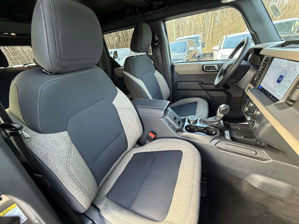 Used 2025 Ford Bronco Big Bend image 8