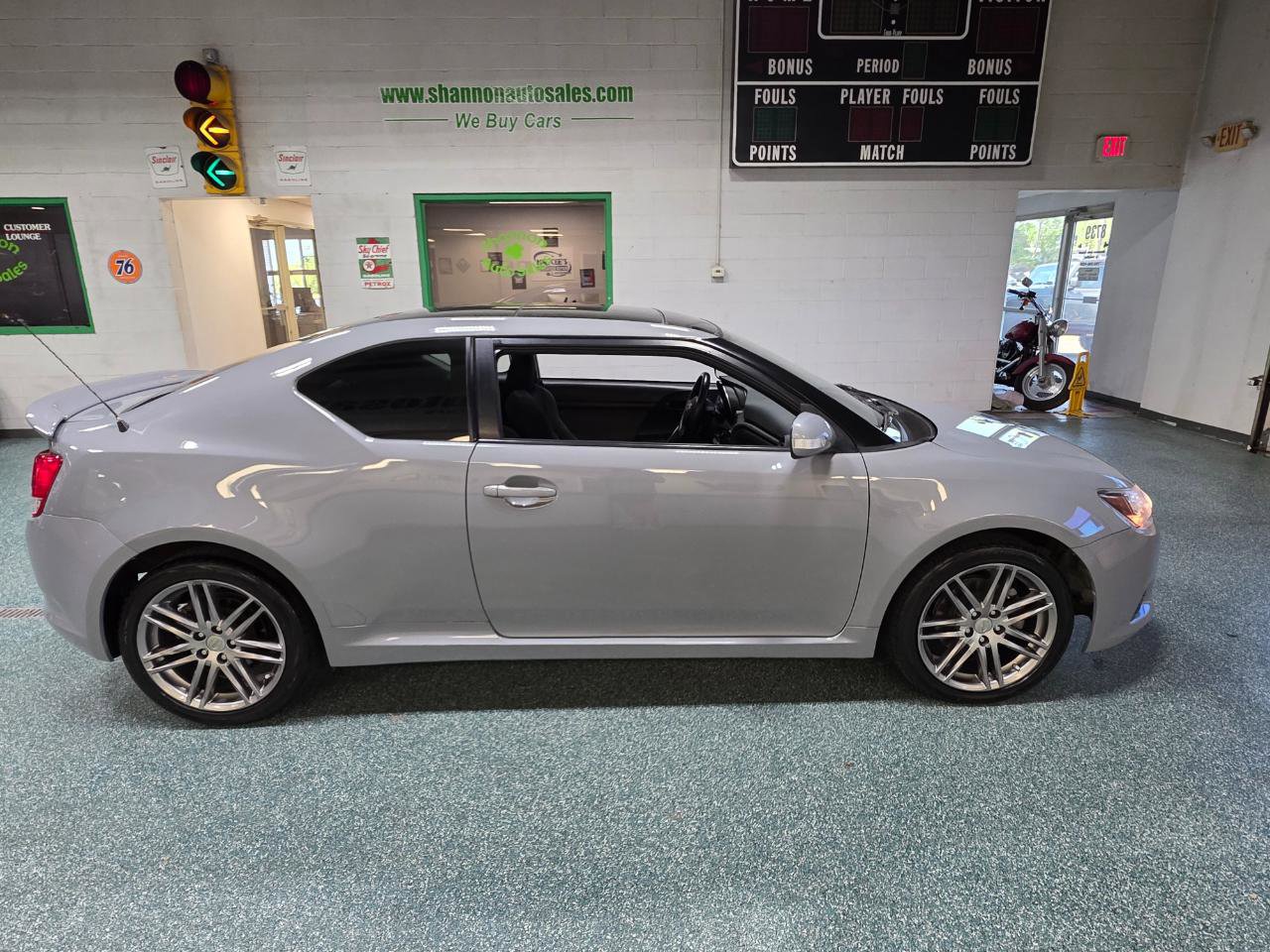 Used 2013 Scion tC image 5