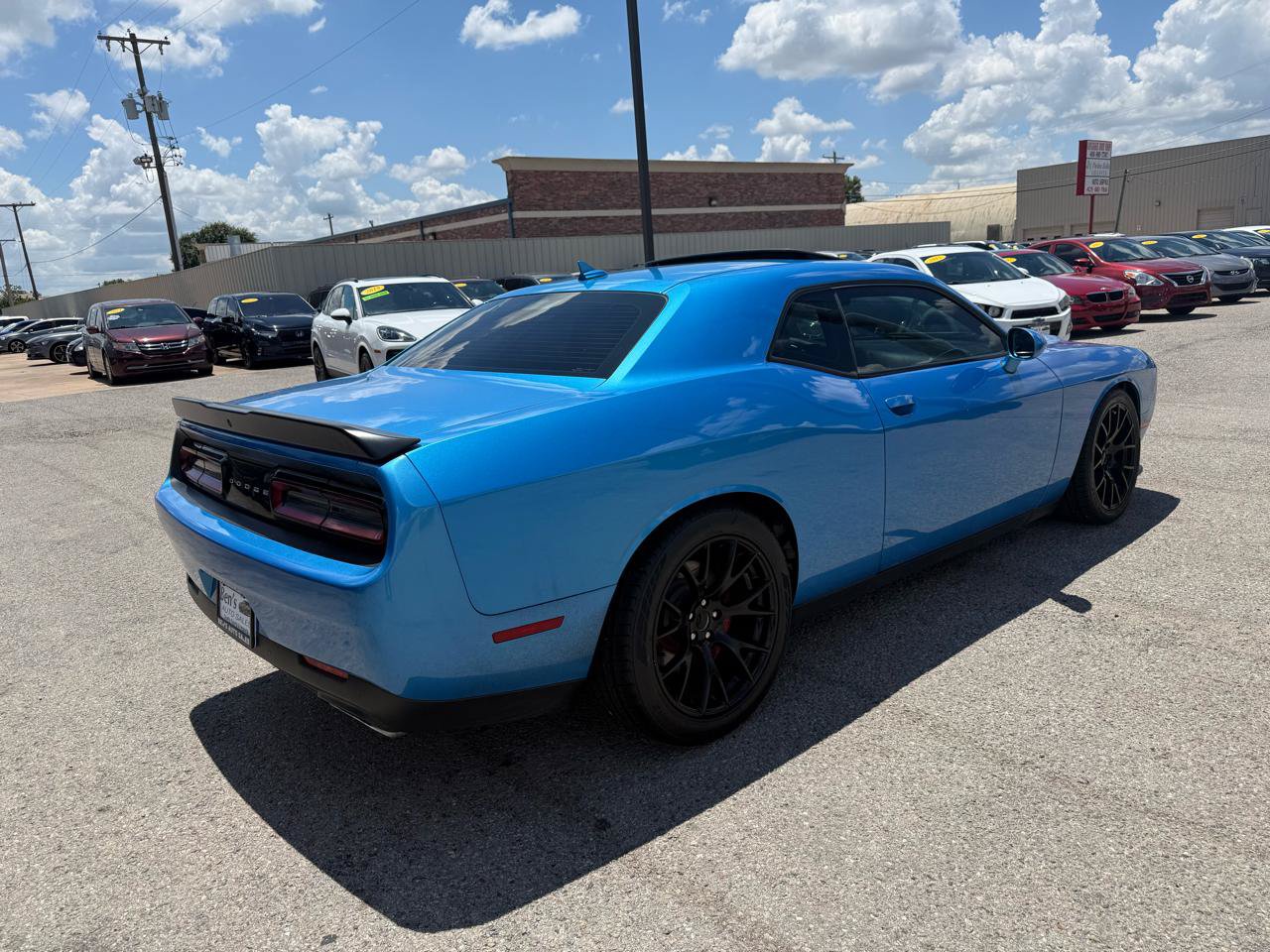 Used 2016 Dodge Challenger R/T Scat Pack w/ Leather Interior Group RWD image 6