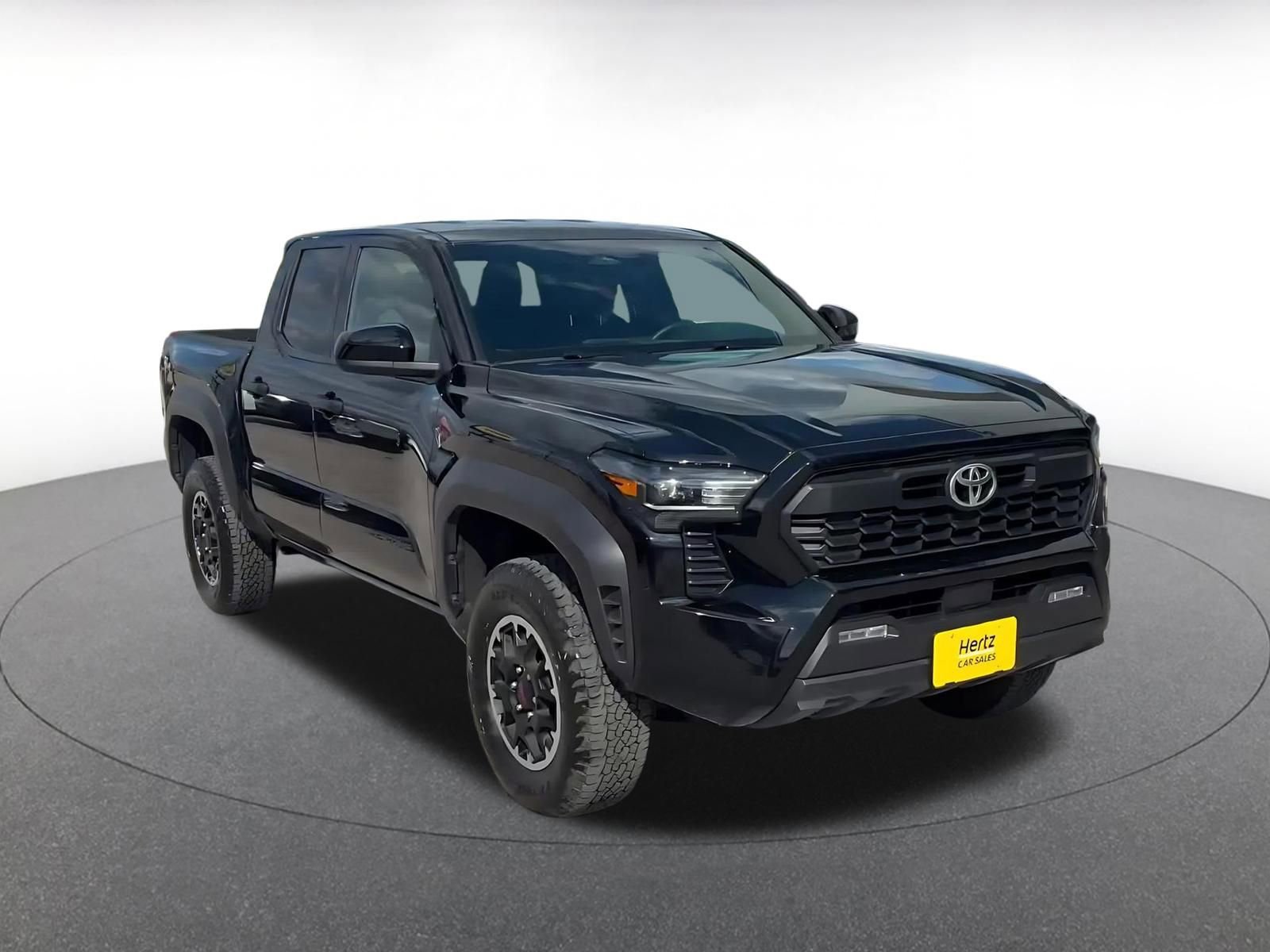 Used 2025 Toyota Tacoma TRD Off-Road AWD/4WD image 3
