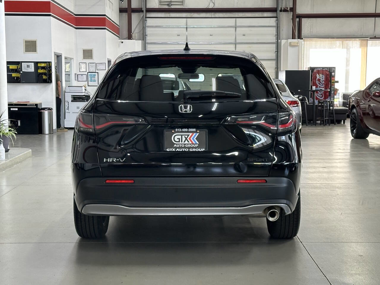 Used 2023 Honda HR-V Sport image 3