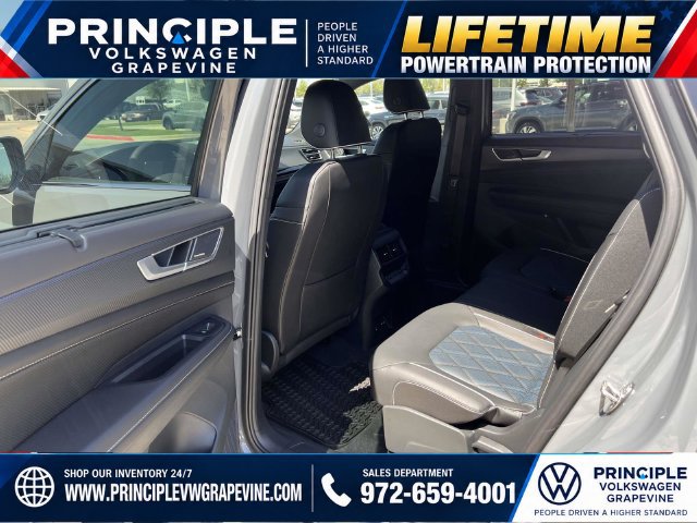 New 2026 Volkswagen Atlas Cross Sport SEL Premium R-Line AWD/4WD image 21
