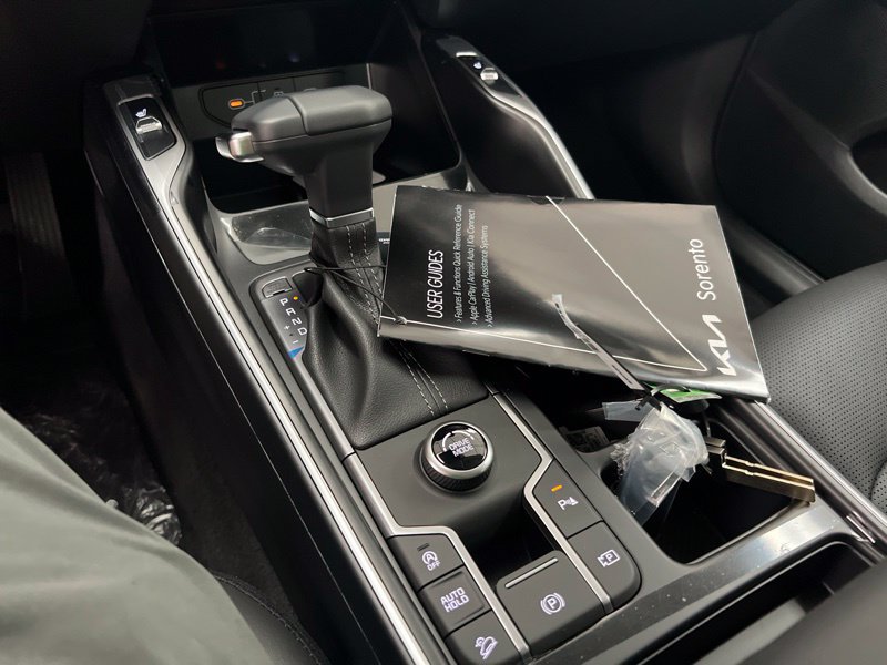 New 2026 Kia Sorento S w/ S Panoramic Sunroof Package FWD image 28