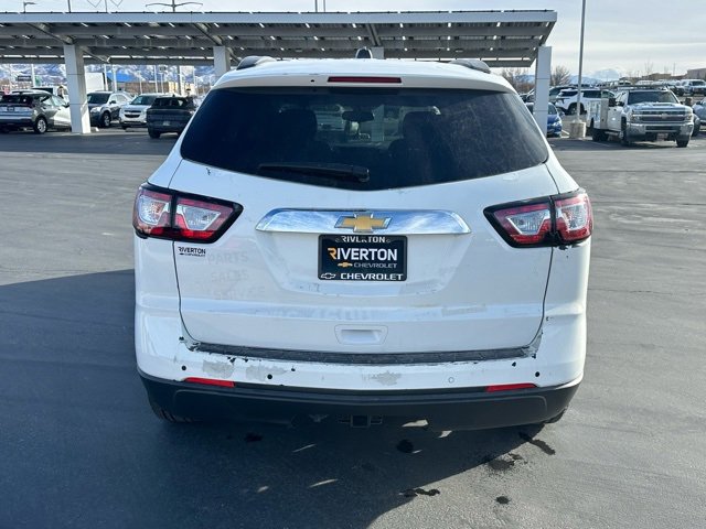 Used 2017 Chevrolet Traverse LT w/ Style and Technology Package image 23