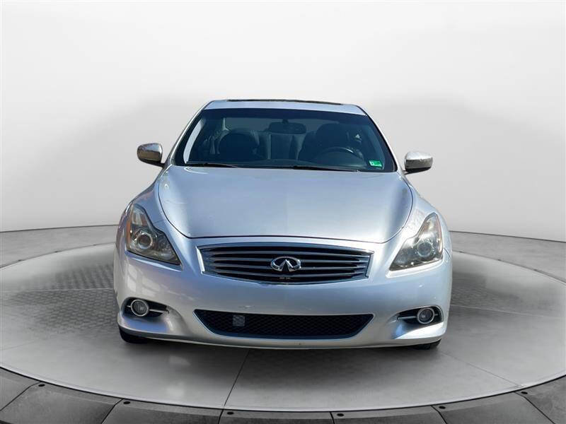 Used 2011 INFINITI G37 Journey w/ Premium Pkg image 8