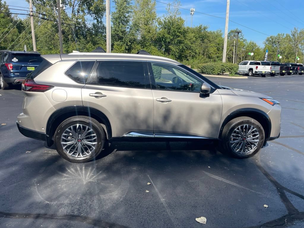 Used 2026 Nissan Rogue Platinum w/ Platinum Premium Package AWD/4WD image 9